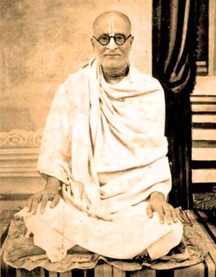 prabhupad2.jpg - 44609 Bytes