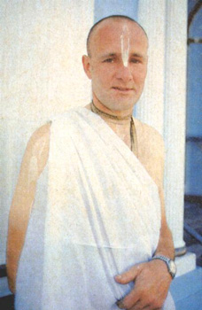 jayananda.jpg - 32785 Bytes